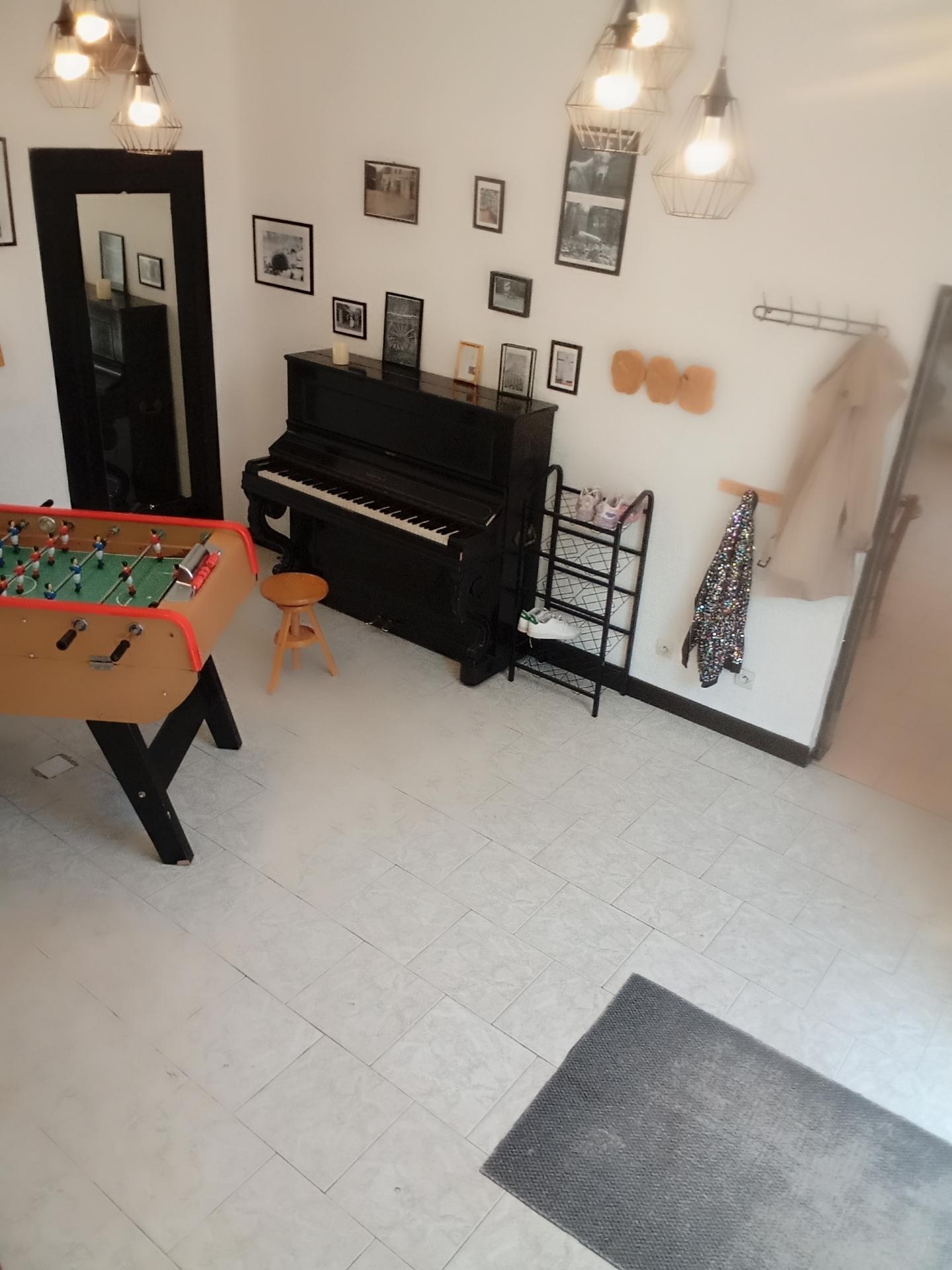 Espace babyfoot piano gite de groupe xxl rayon de sologne